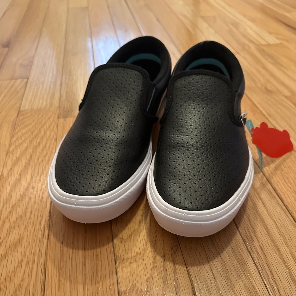 Vans Classic Leather Slip-on